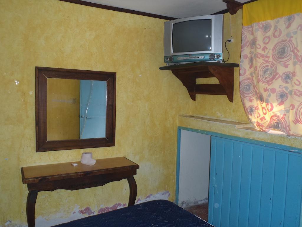 Hotel Casa De Huespedes Hidalgo Tehuacán Δωμάτιο φωτογραφία